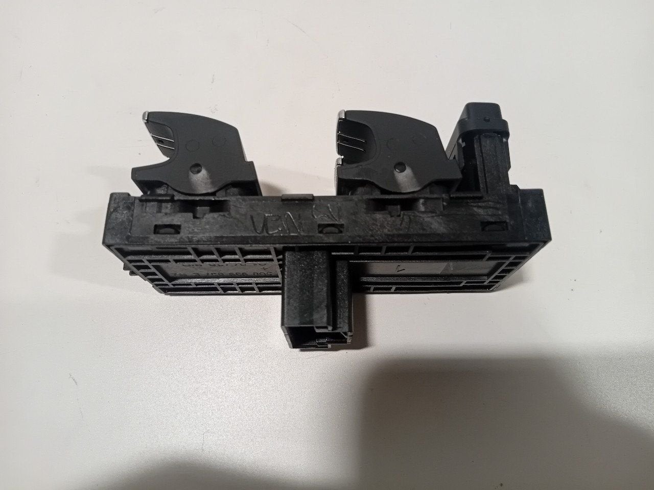 Bedieningspaneel elektrische ramen Volkswagen Passat, Onderdelen@venauto.nl, Van der Ven Autorecycling B.V., Gebruikt, Ettenseweg 76, 4706 PB Roosendaal, The Netherlands