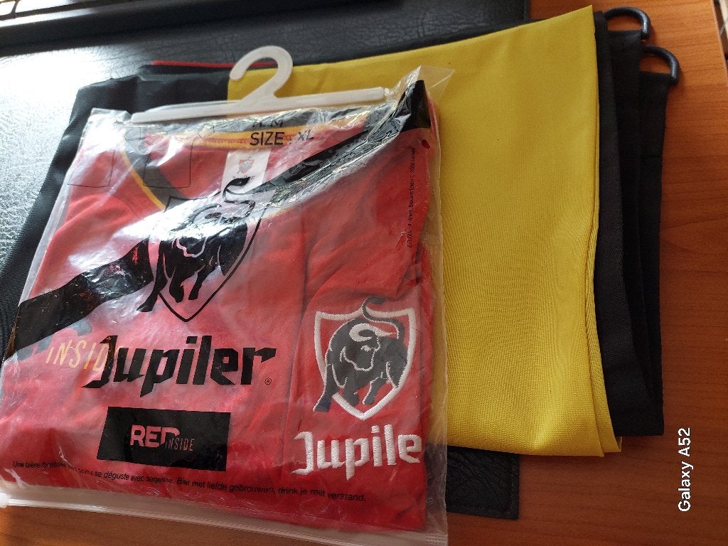 Belgische vlag en T-shirt XL, Ophalen of Verzenden, Nieuw