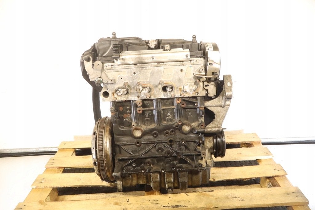 Moteur CFHF Nu TOURAN SKODA CADDY YETI VW GOLF OCTAVIA, Verzenden, Gebruikt, Skoda
