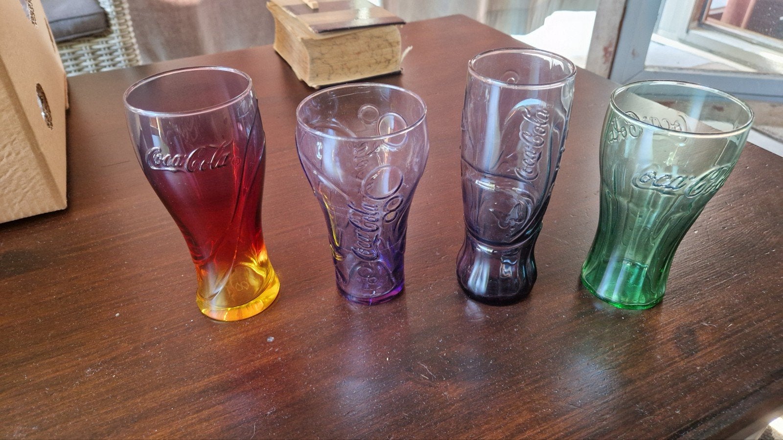 4 diverse Coca-Cola glazen, Collections, Verres & Petits Verres, Enlèvement