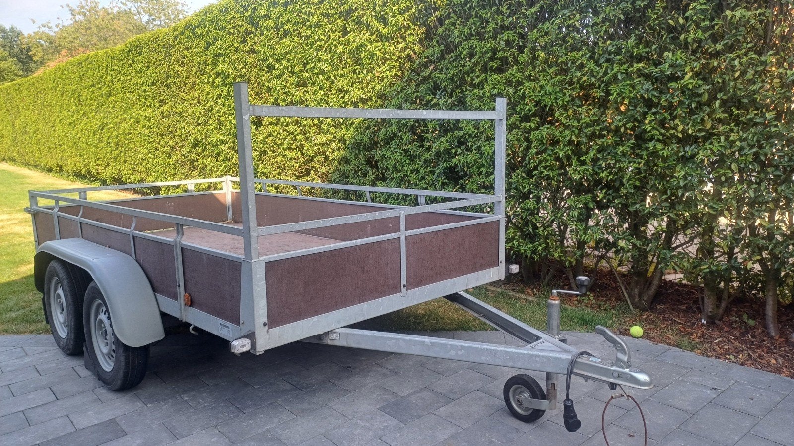 Dubbelasser xl, Ophalen