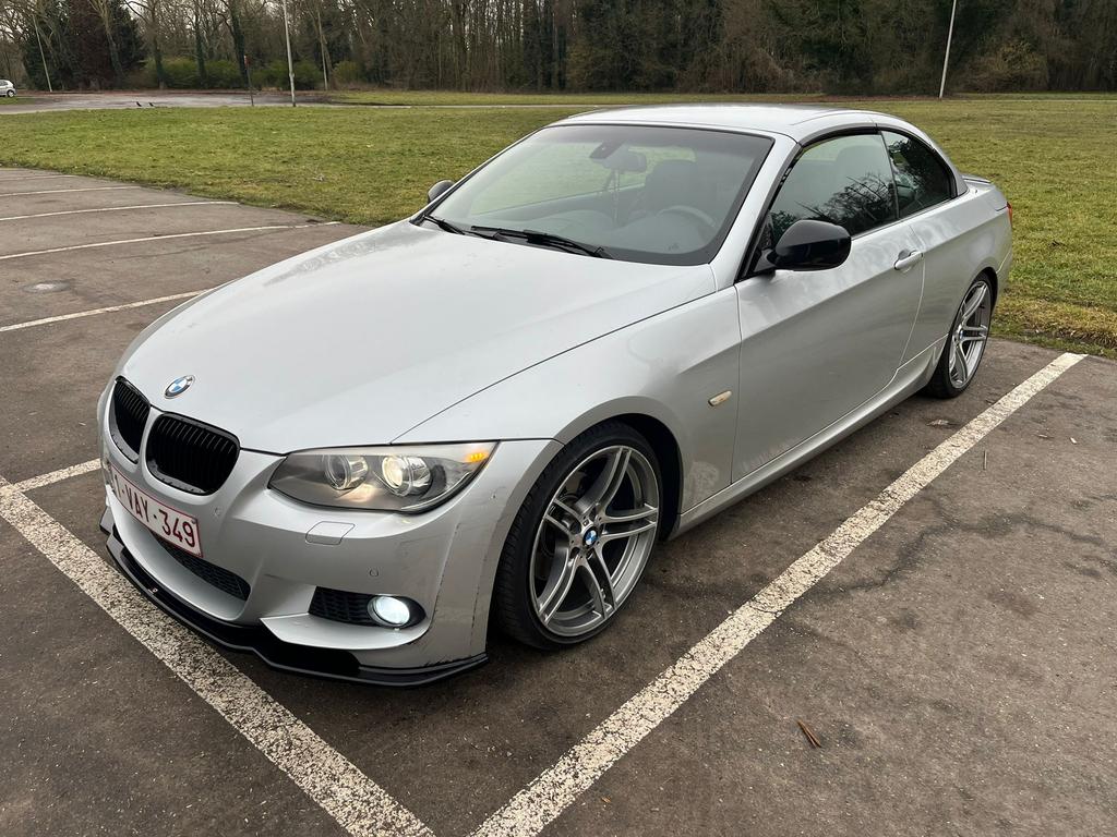 BMW 320D CABRIO/AUTOMAAT/EURO 5/1ste EIG, Auto's, BMW, Automaat, Euro 5, Achterwielaandrijving, Zwart