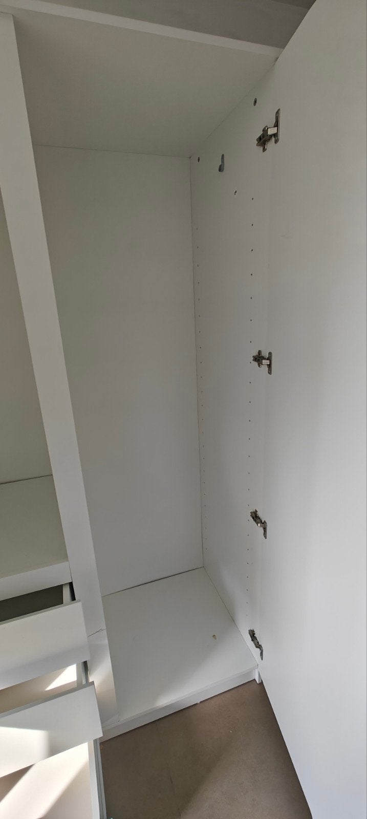 kledingkast gratis op te halen. ZELF DEMONTEREN, Huis en Inrichting, Ophalen