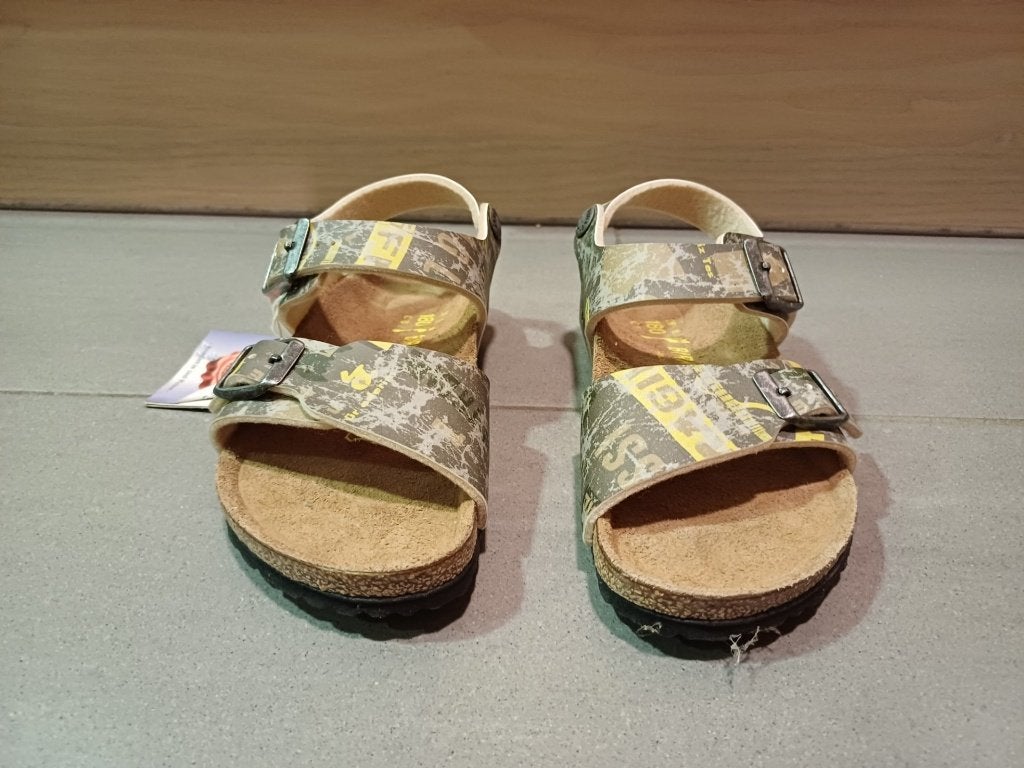 sandales Birkenstock taille 28, Garçon ou Fille, Comme neuf, Enlèvement, Chaussures