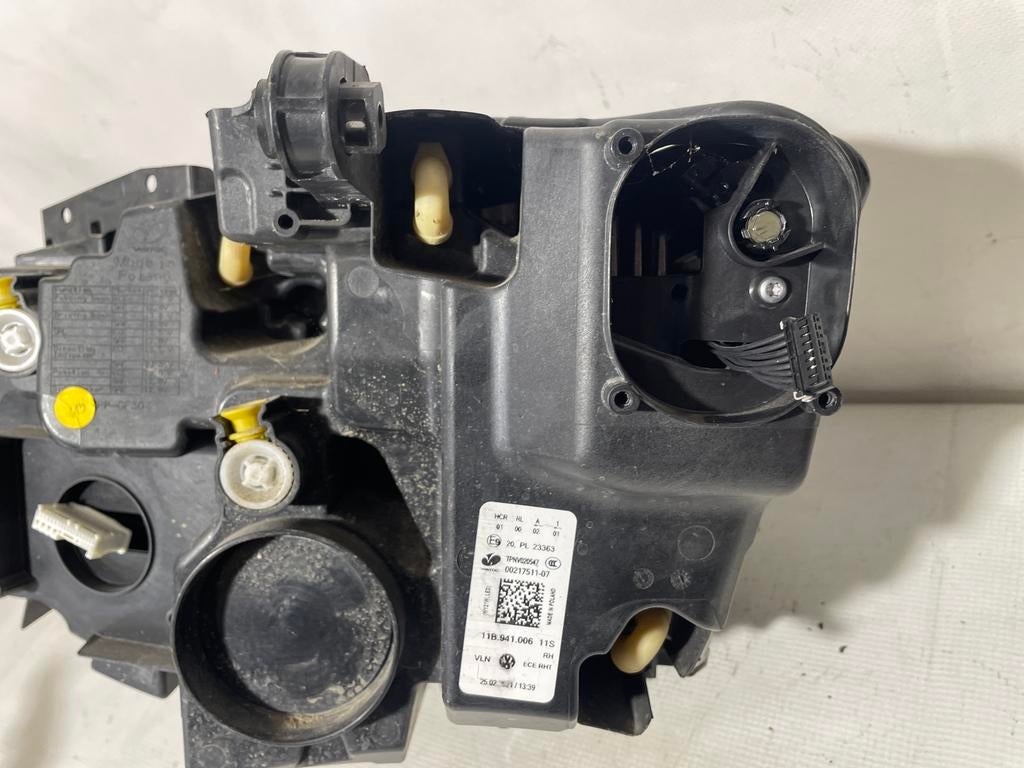 Phare droit VW ID4 11B941006, Audi, Enlèvement, Utilisé