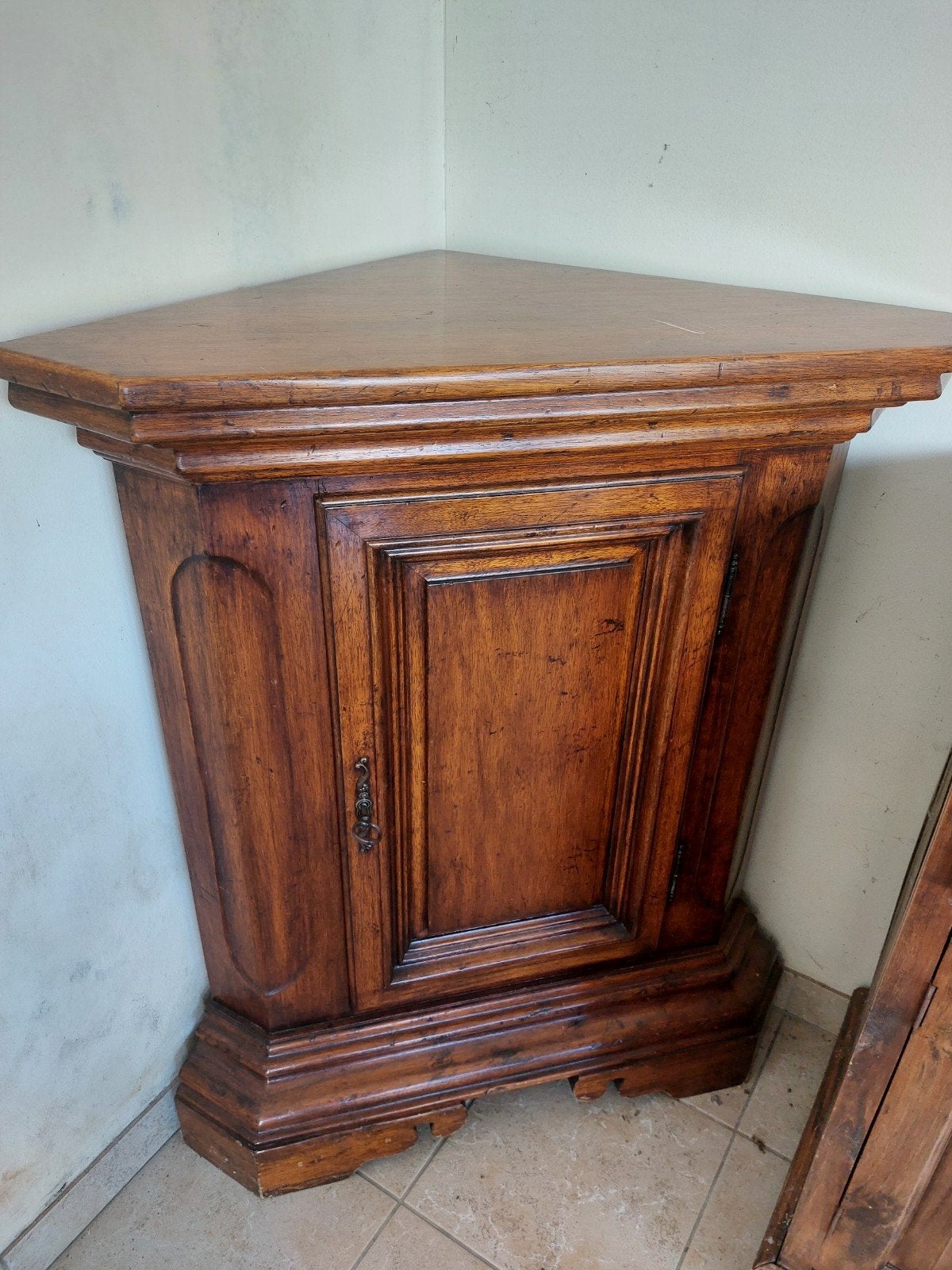 Houten hoekkast - gratis op te halen, Huis en Inrichting, Kasten | Overige, Ophalen, Gebruikt