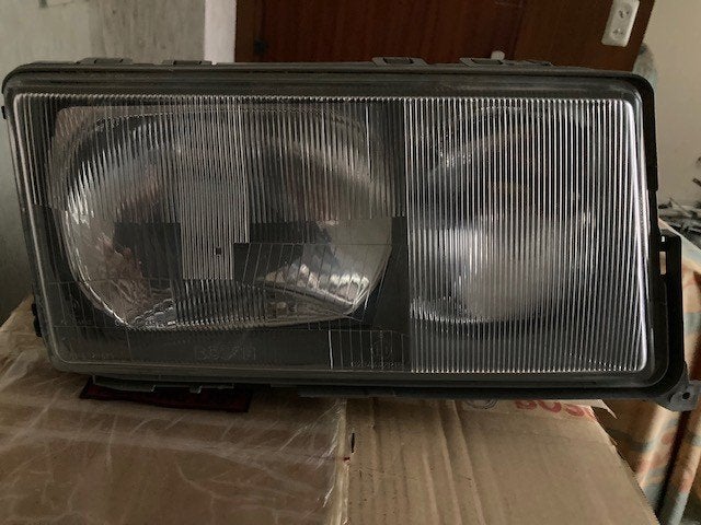 Phare droit MERCEDES 190 (W201), Autos : Pièces & Accessoires, Enlèvement ou Envoi, Utilisé