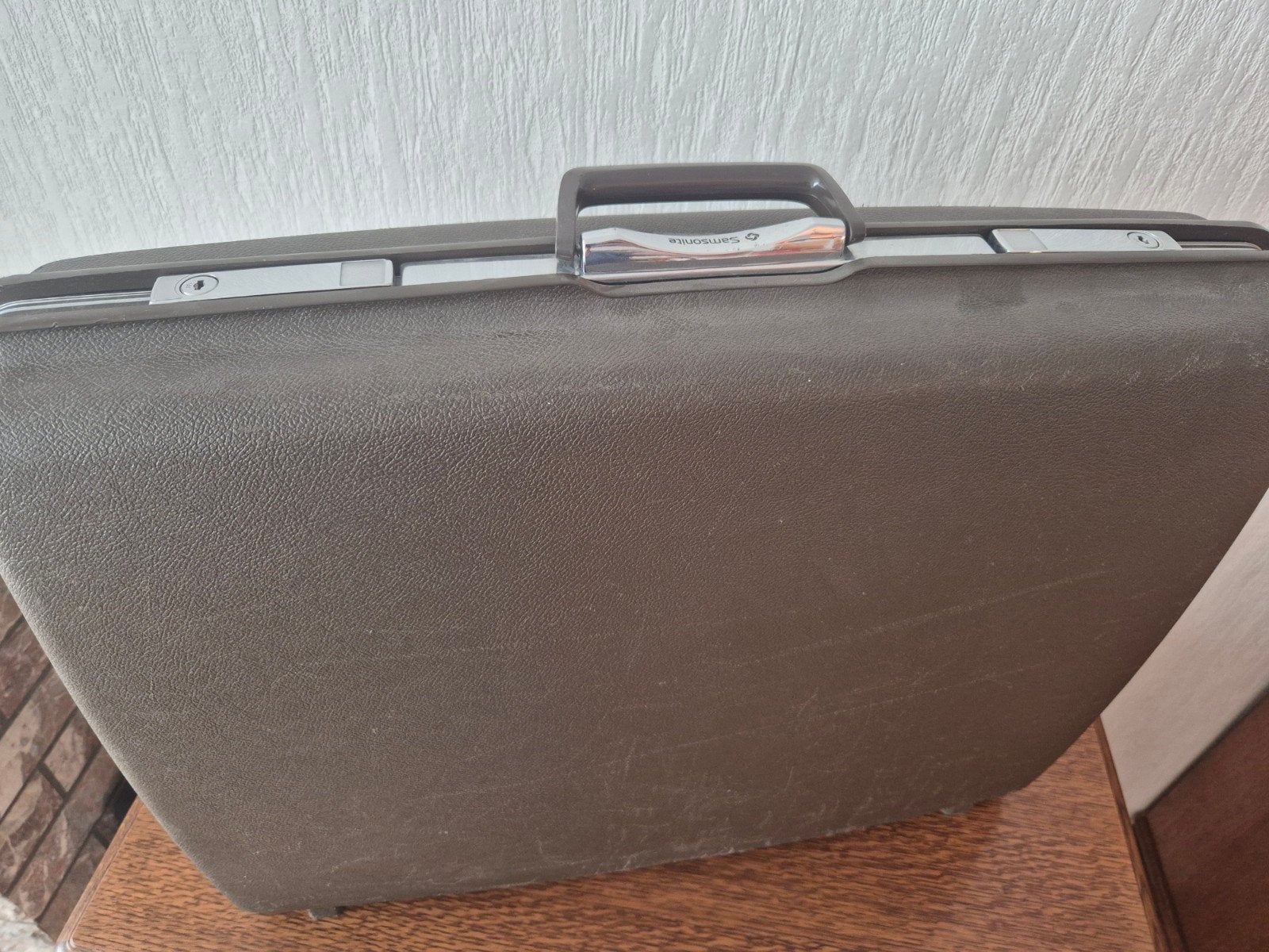 Vintage Samsonite koffer mét originele sleutels", Ophalen
