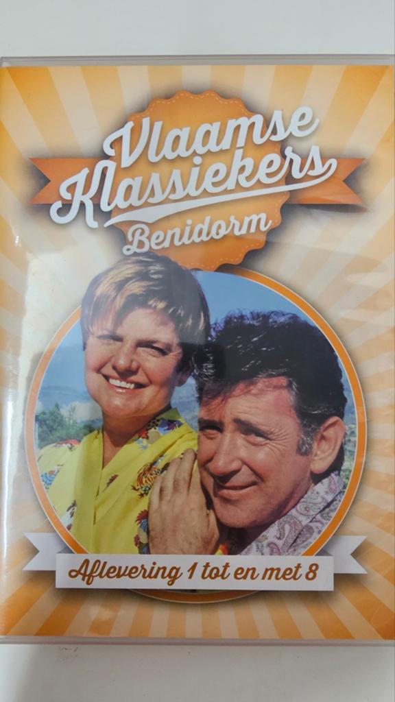 Dubbele DVD: Benidorm; afleveringen 1 - 8, Cd's en Dvd's, Ophalen of Verzenden