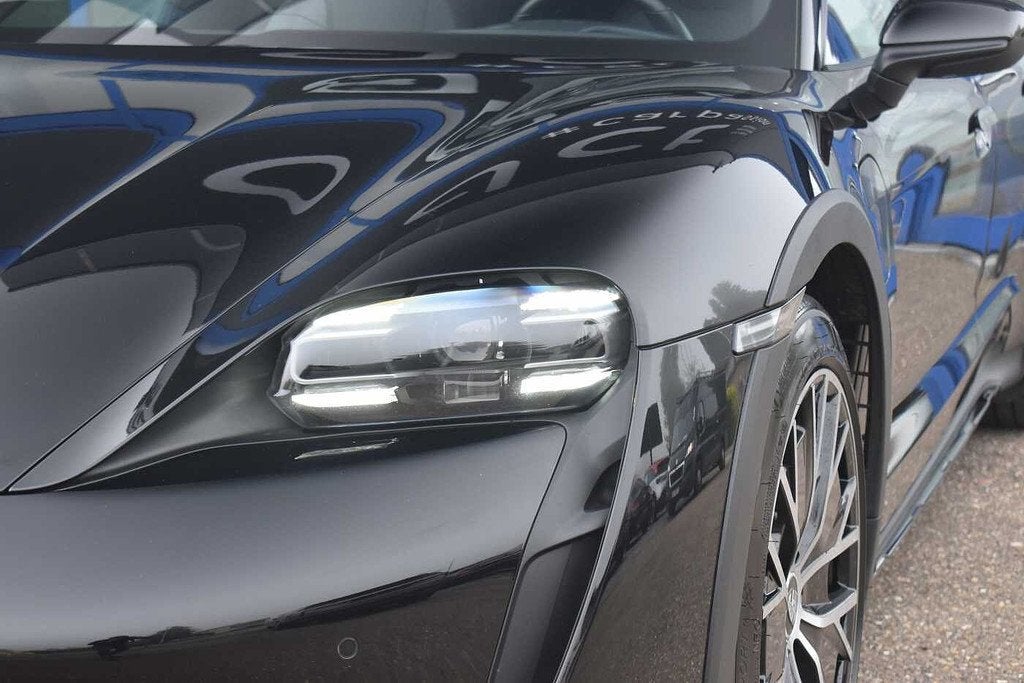 Porsche Taycan 4 Cross Turismo Pano Sport Chrono Inno Drive, Automaat, 4 zetels, Gebruikt, Zwart