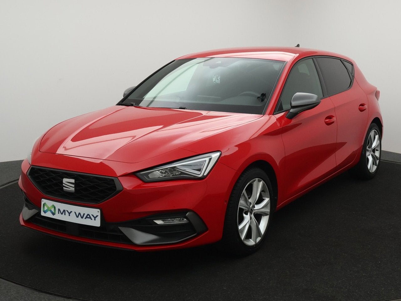 Seat Leon Leon 1.5TSI FR 130PK *VIRTUAL COCKPIT*LEDER*PDC*CR, Autos, Rouge, Achat, Berline, Ordinateur de bord