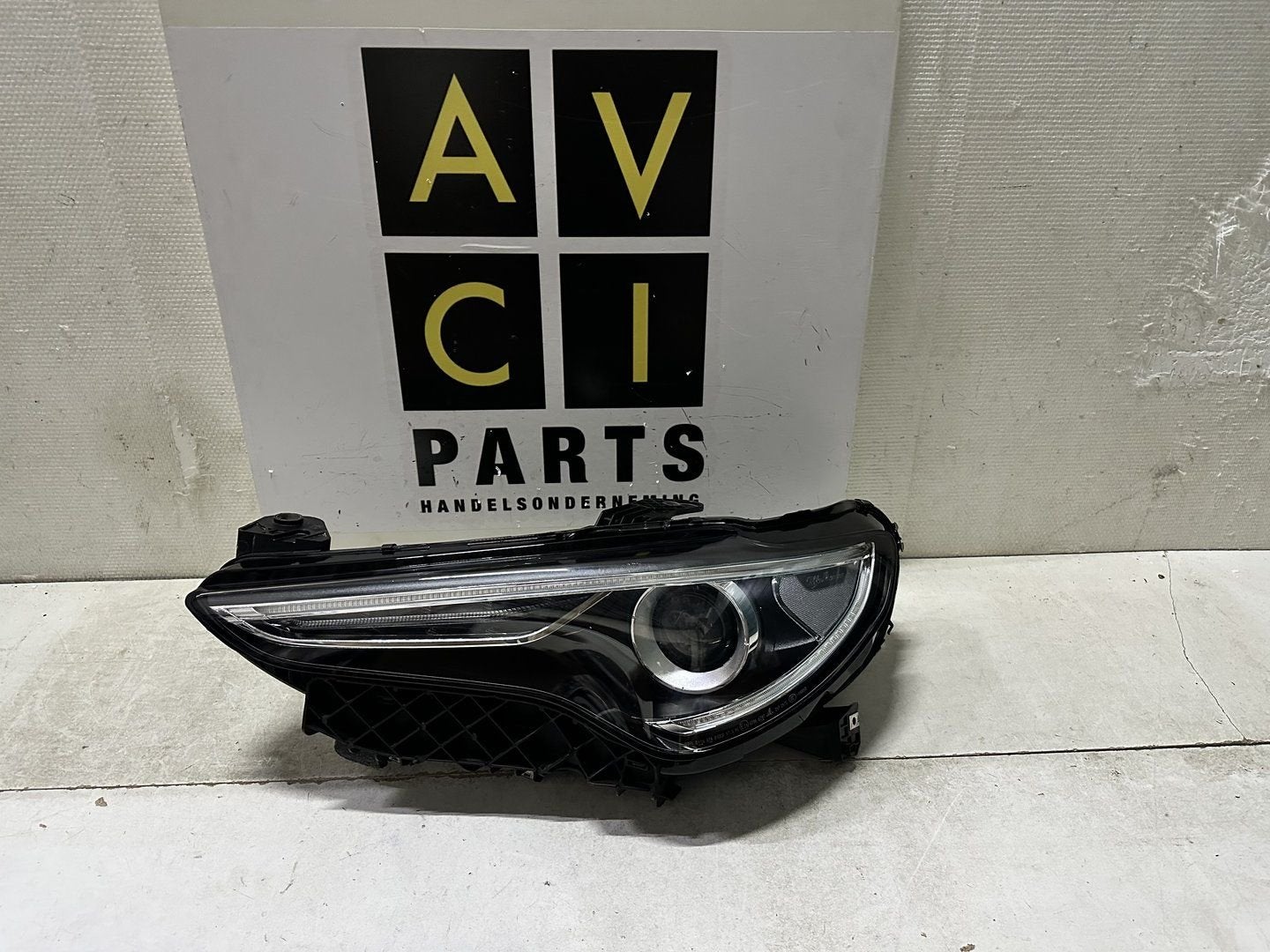 Koplamp Alfa Romeo Stelvio xenon Links 50552987, Auto-onderdelen, Gebruikt, -, -, Ophalen of Verzenden