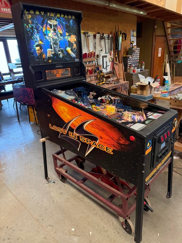 Flipperkast Sega Lost in Space, Collections, Machines | Flipper (jeu), Comme neuf, Sega, Enlèvement