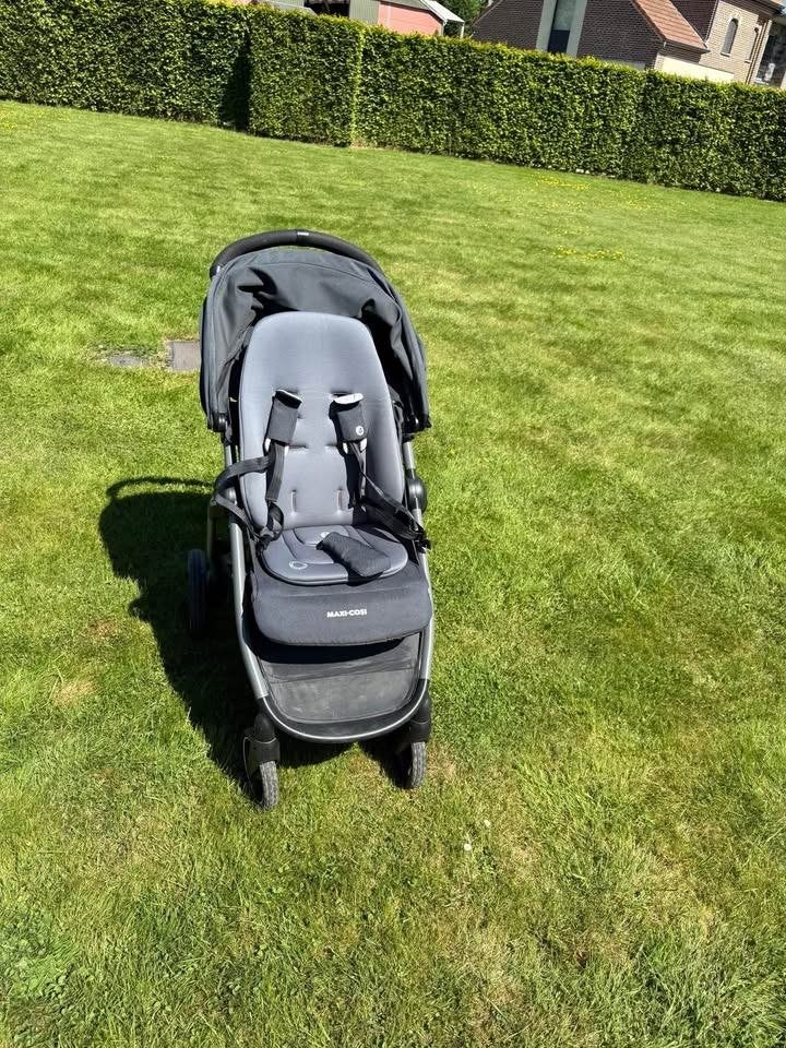 Maxi-cosi Gia buggy met adapter voor autostoel, Kinderen en Baby's, Buggy's, Ophalen, Zo goed als nieuw, Maxi-Cosi, Regenhoes