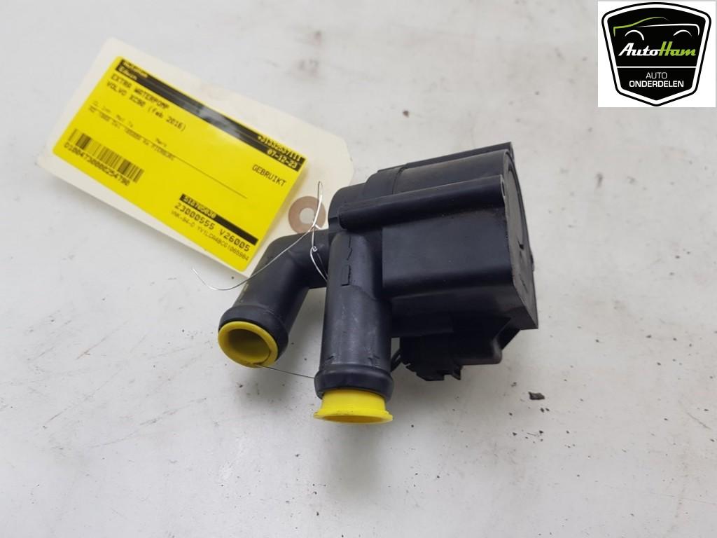 EXTRA WATERPOMP Volvo XC90 II (|518705030|31368143|), Gebruikt, Volvo