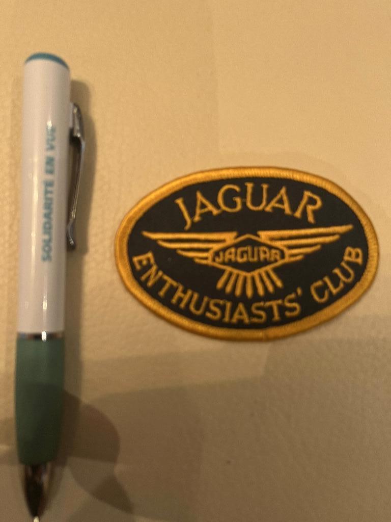 Badge Jaguar, Enlèvement ou Envoi