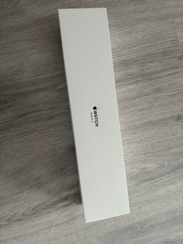 Apple Watch Series 3-doos, Zo goed als nieuw