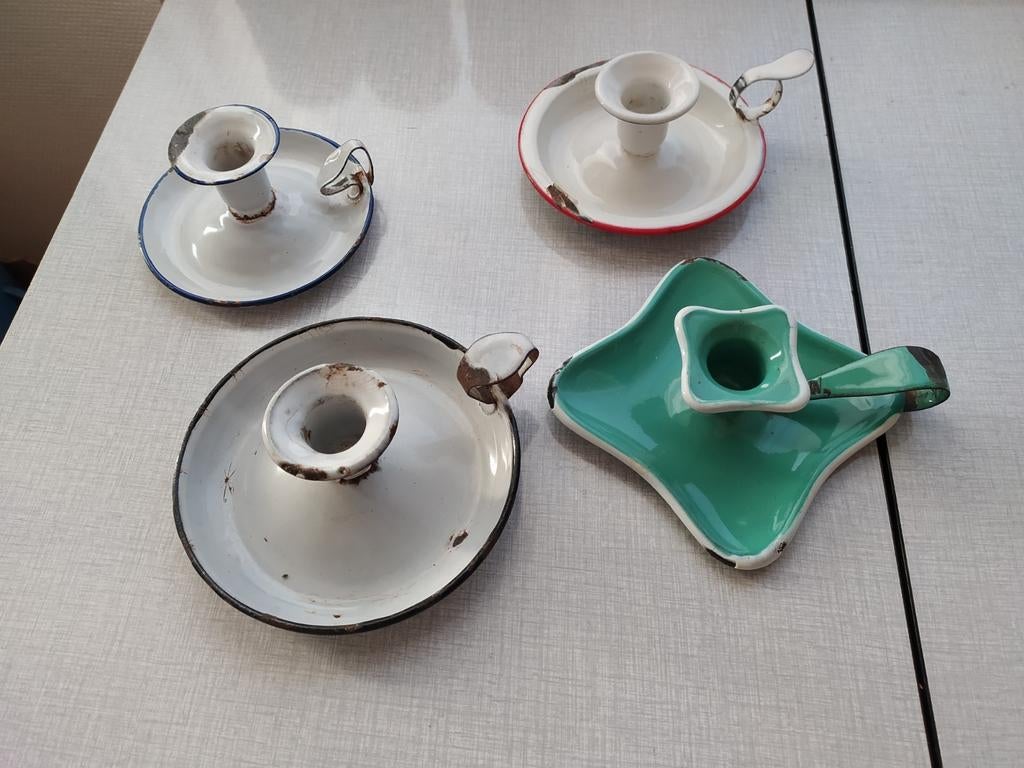 Lot emaille kaarsenhouders, Ophalen of Verzenden
