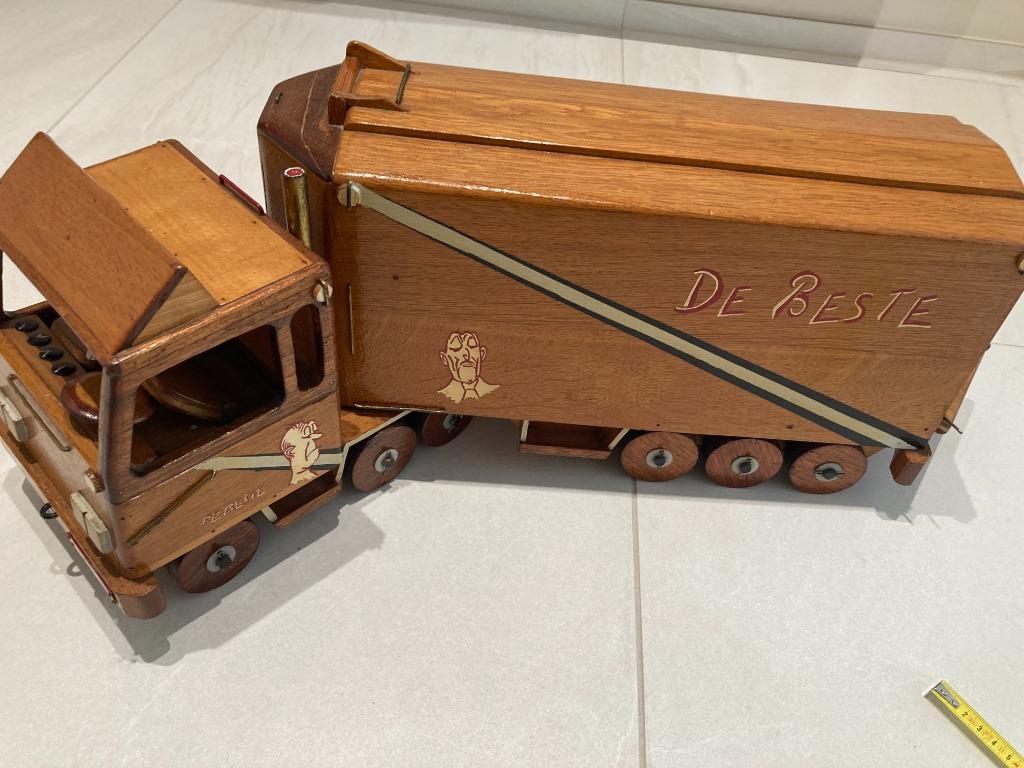 Houten camion, Ophalen, Gebruikt