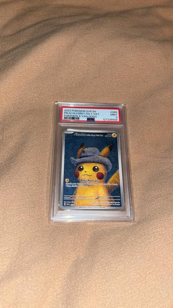 Pikachu van gogh psa 9, Hobby en Vrije tijd, Verzamelkaartspellen | Pokémon, Ophalen of Verzenden, Nieuw