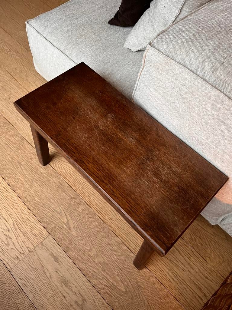 3 houten tafeltjes, Ophalen
