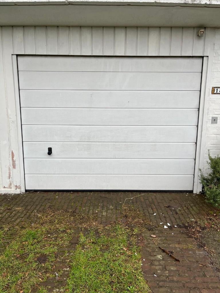 sectionaal poort met electrische motor en afstandsbediening, Métal, Enlèvement, Utilisé, 120 cm ou plus