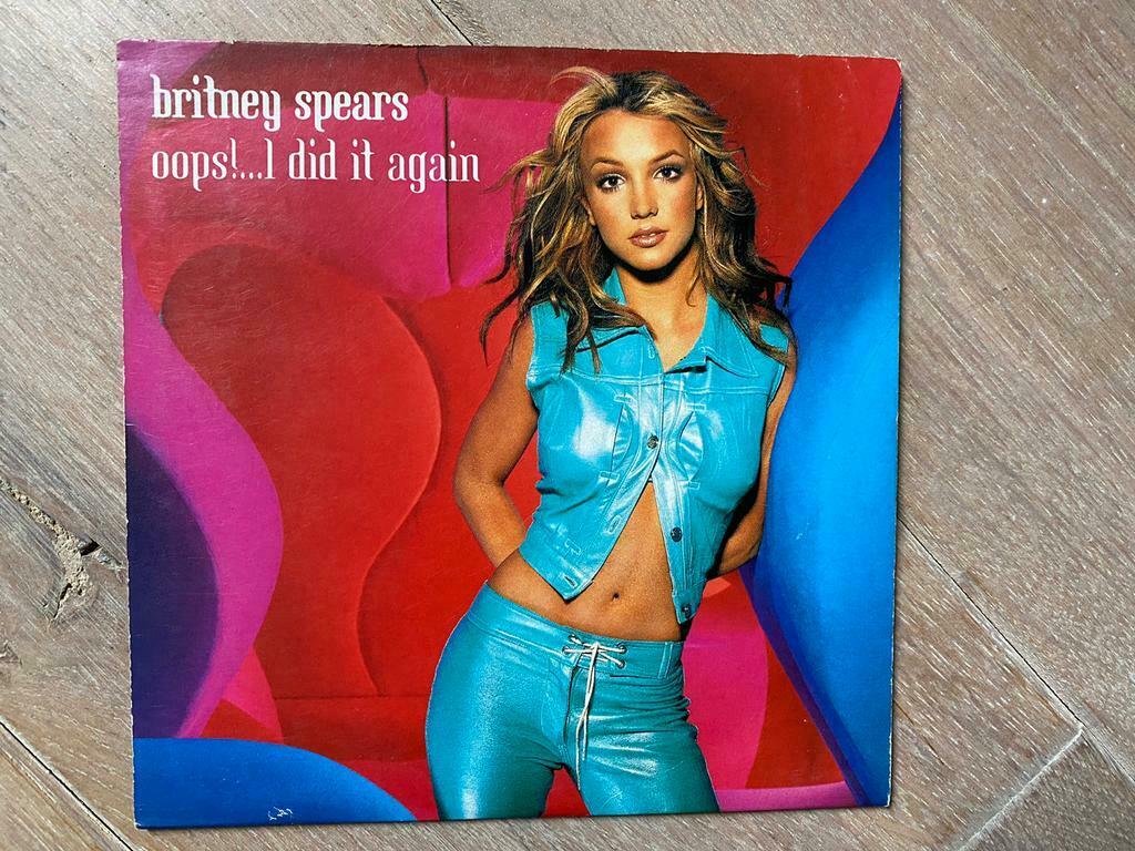 Single Oops!… I did it again van Britney Spears, Enlèvement ou Envoi, Pop