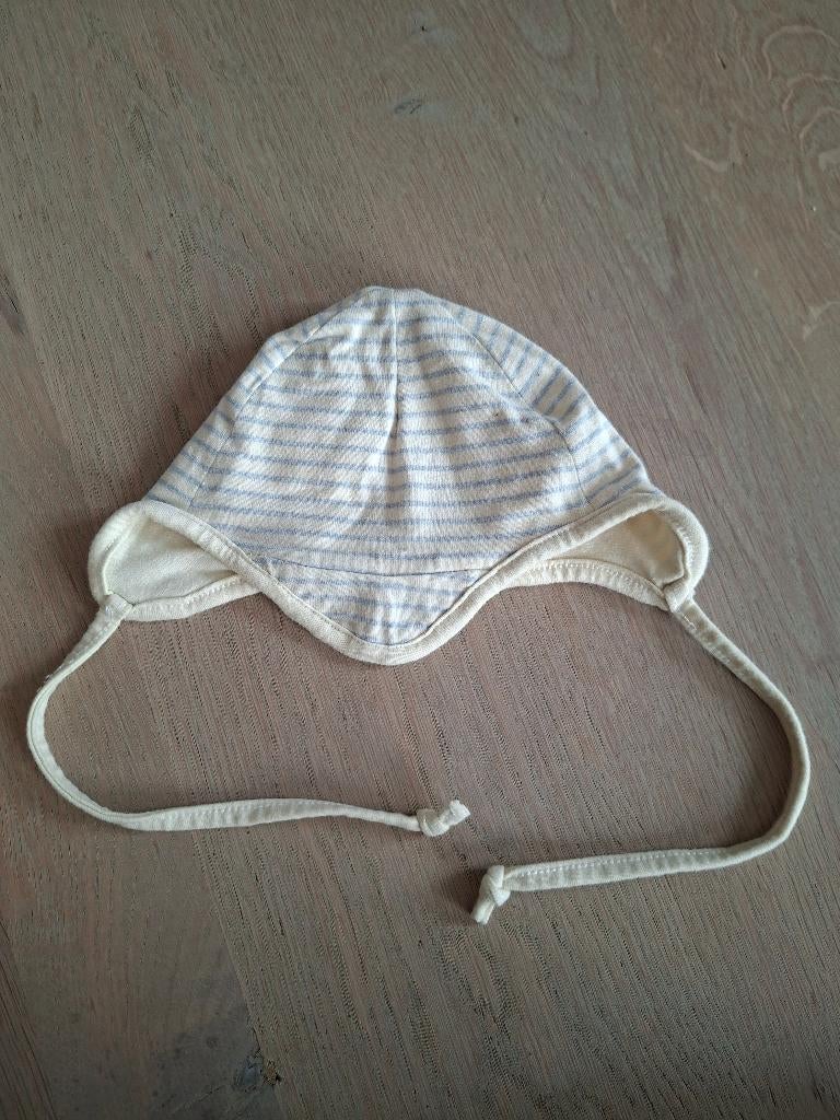 ️ Cuddles and Smiles Babymutsje met Touwtjes - Maat 42, Kinderen en Baby's, Ophalen, Maat 62, Jongetje of Meisje, Zo goed als nieuw