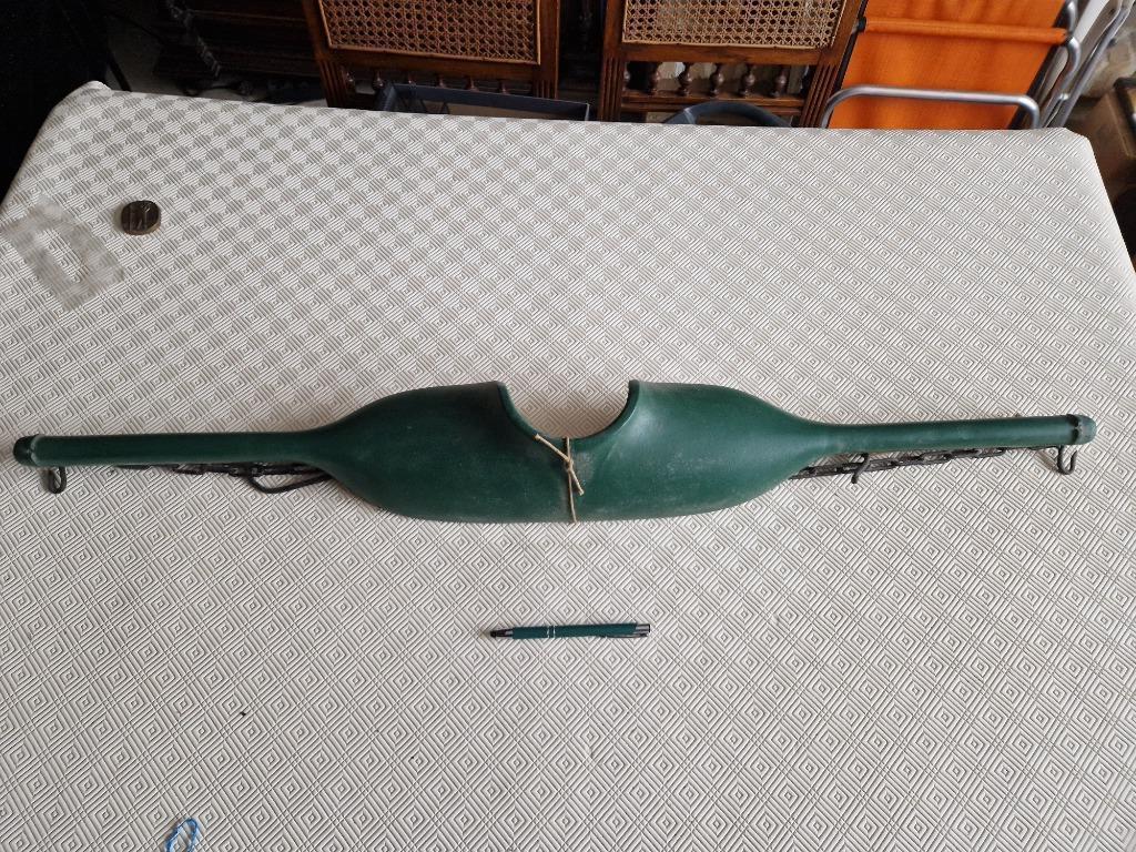 joug de seau à lait antique en bois, Enlèvement