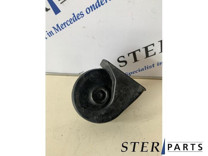 Claxon van een Mercedes B-Klasse, Gebruikt, Provincialeweg 102
5334JK  Velddriel, Mercedes-Benz, Ophalen of Verzenden