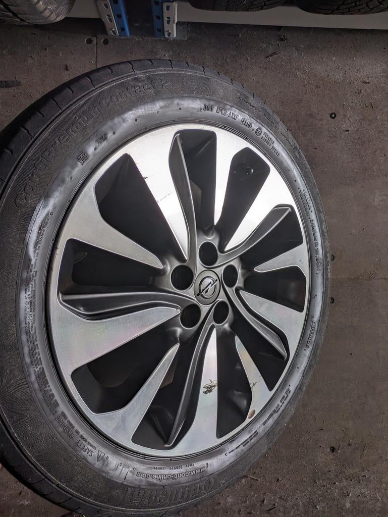 4 jantes et pneus 18" Opel Mokka X, Autos : Pièces & Accessoires, Enlèvement, Opel