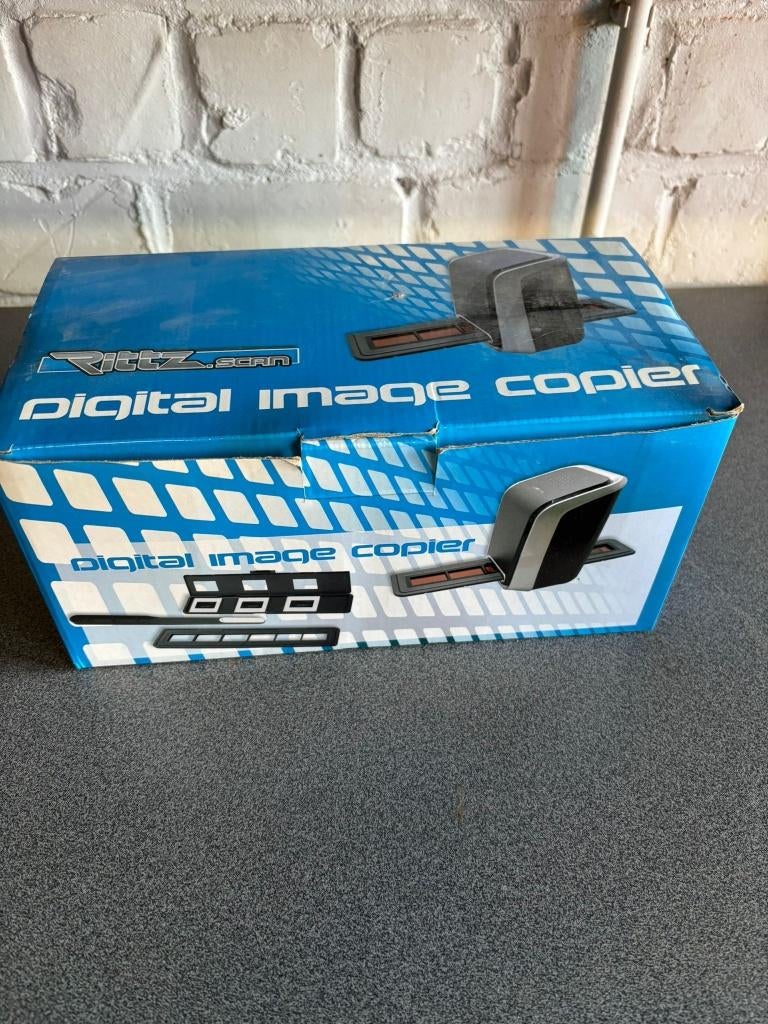 Digital image copier, TV, Hi-fi & Vidéo, Albums photo & Accessoires, Enlèvement, Comme neuf, Accessoires pour albums photos