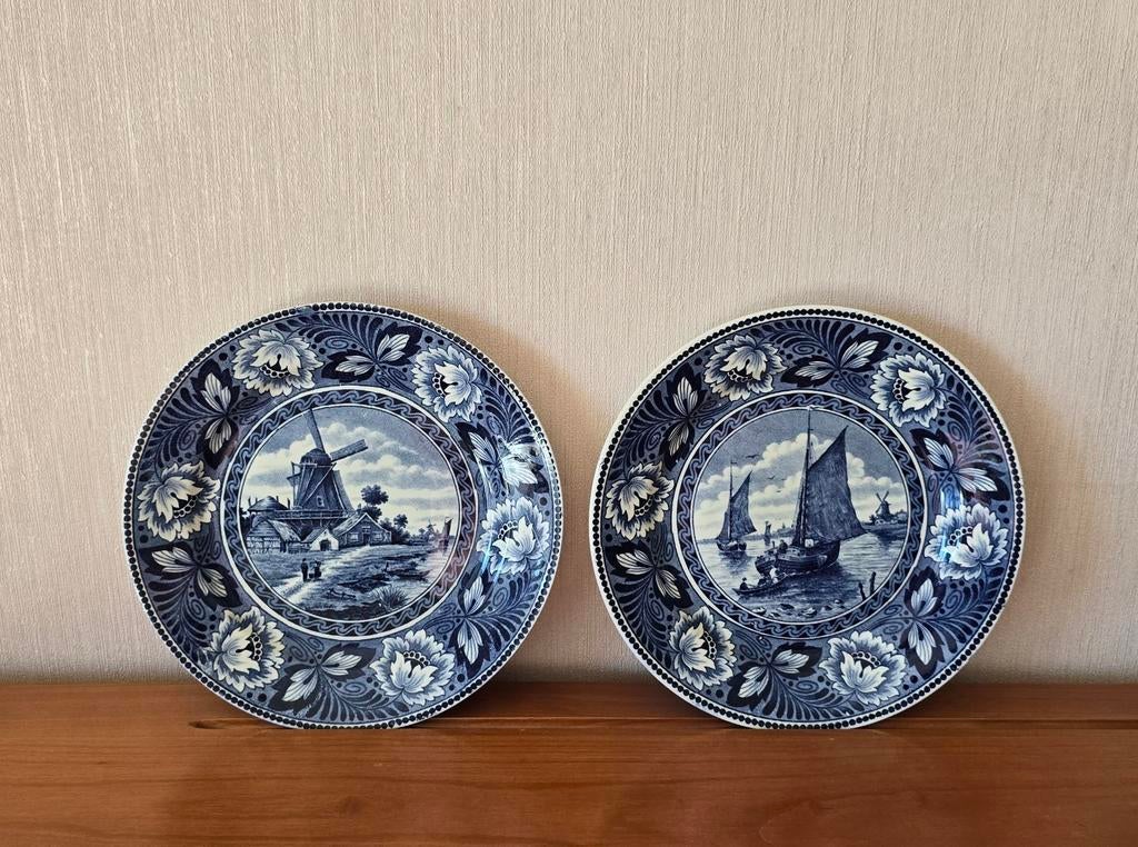 set de 2 assiettes murales en porcelaine, Enlèvement