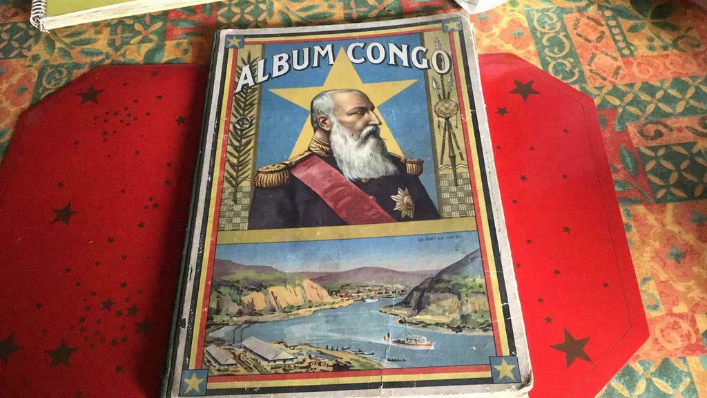 Album Congo  astra(az), Boeken, Ophalen of Verzenden, Gelezen, Astra, Plaatjesalbum