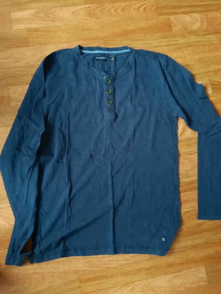 Pull taille M, Enlèvement ou Envoi