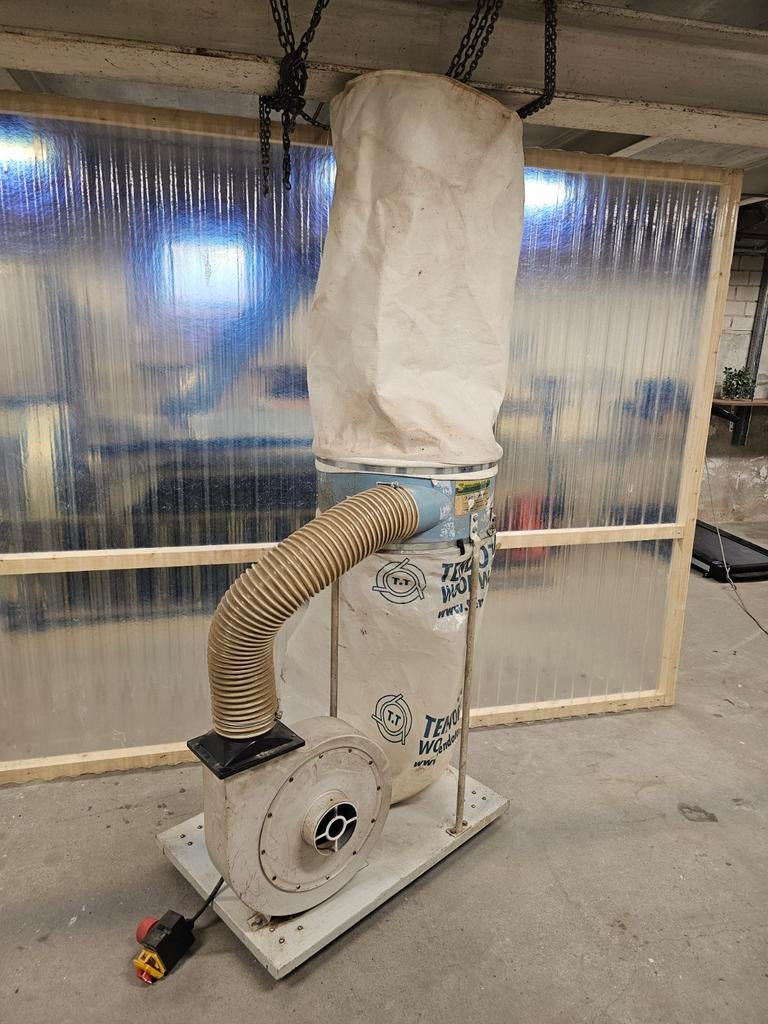 Werkplaats afzuiging Bernardo DC300 - mot afzuiging, Doe-het-zelf en Bouw, Ophalen, Gebruikt, Afzuiger