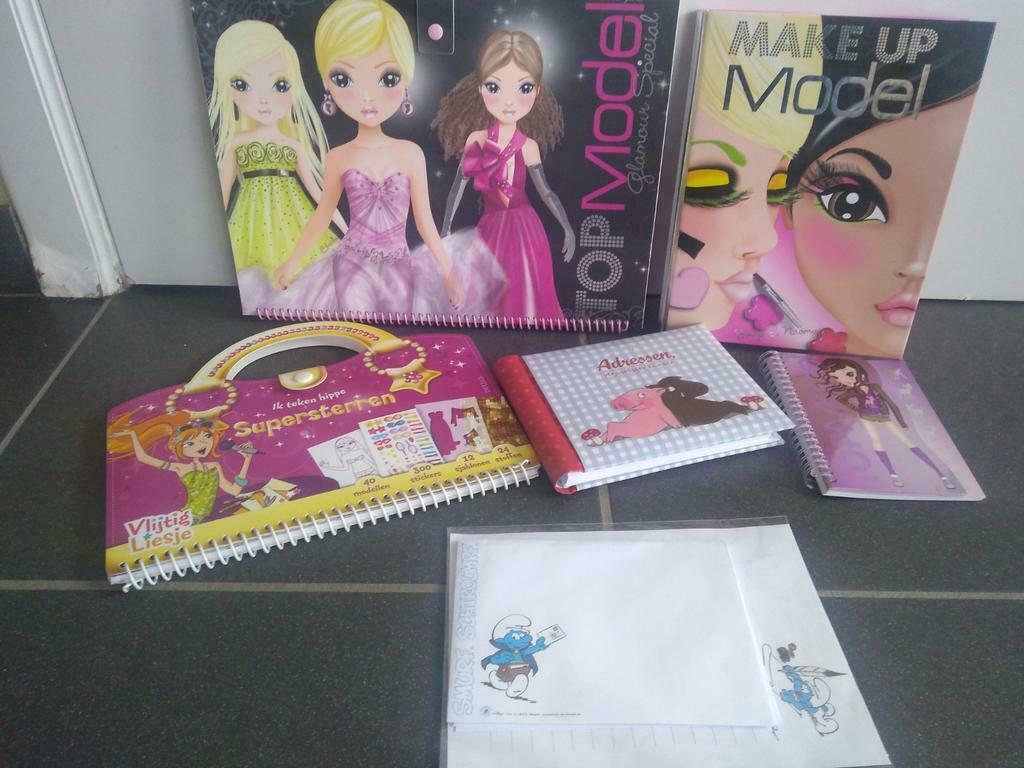 Tekenboek, make-up boek, adressenboek, briefpapier, Ophalen of Verzenden, Zo goed als nieuw