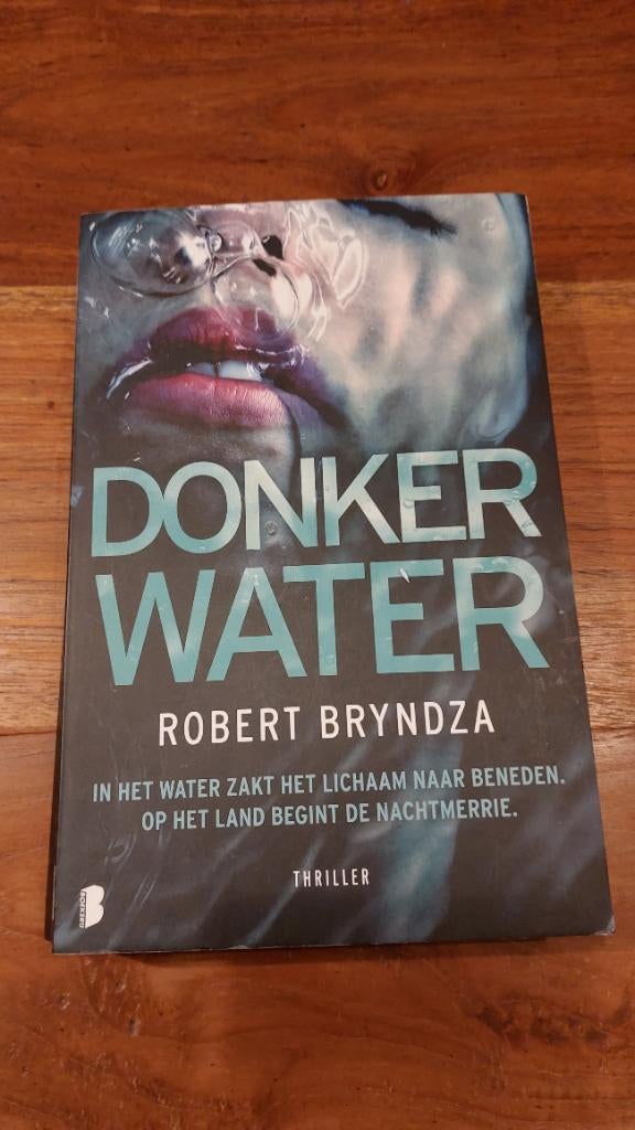 Donker water, Boeken, Ophalen, Gelezen, Robert Bryndza