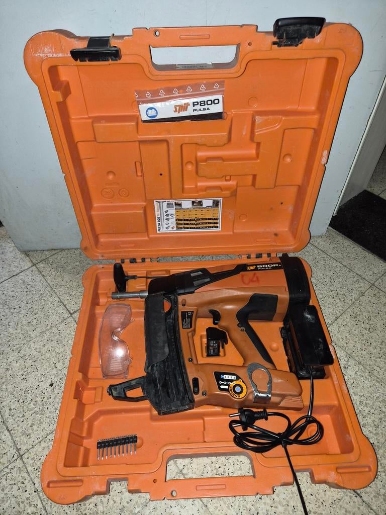 Spit cloueuse de beton, Enlèvement ou Envoi