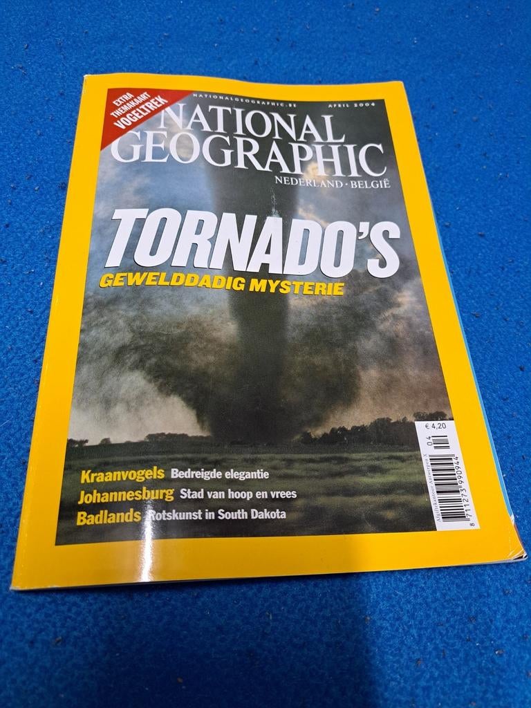National Geographic magazine april 2004 tornado's, Boeken, Ophalen of Verzenden, Gelezen