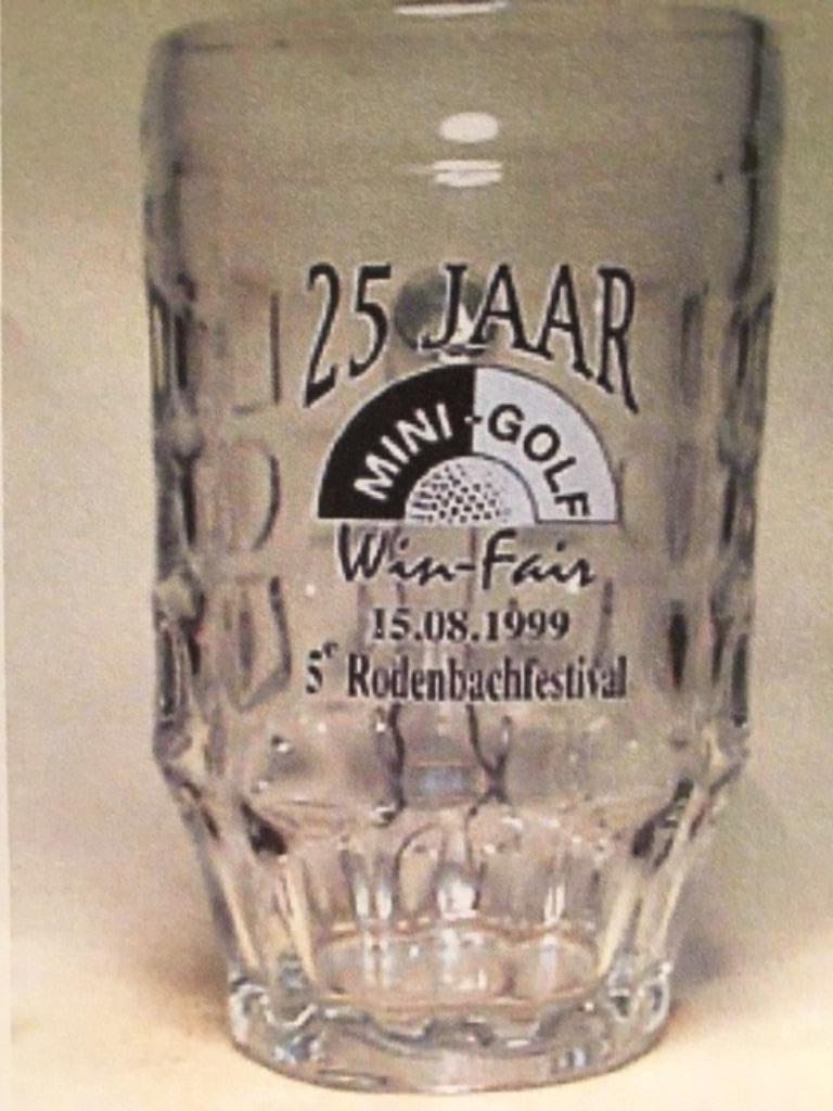 Ik zoek...!... MINI-GOLF 1999 Rodenbach bierpot glas, Enlèvement ou Envoi, Utilisé, Verre ou Verres, Autres marques