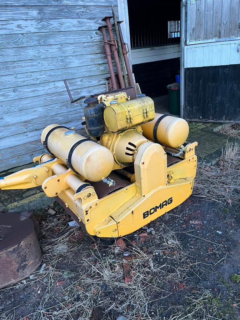 Wals Bomag, Ophalen
