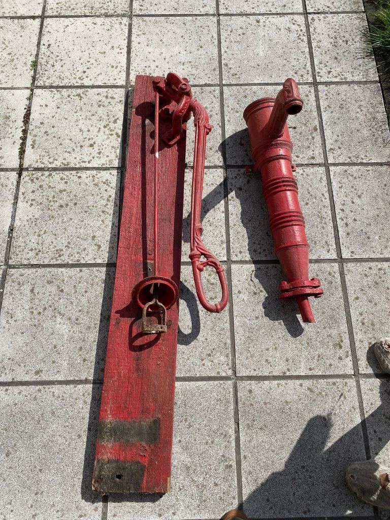 heel oude waterpomp, Tuin en Terras, Waterpompen, Ophalen