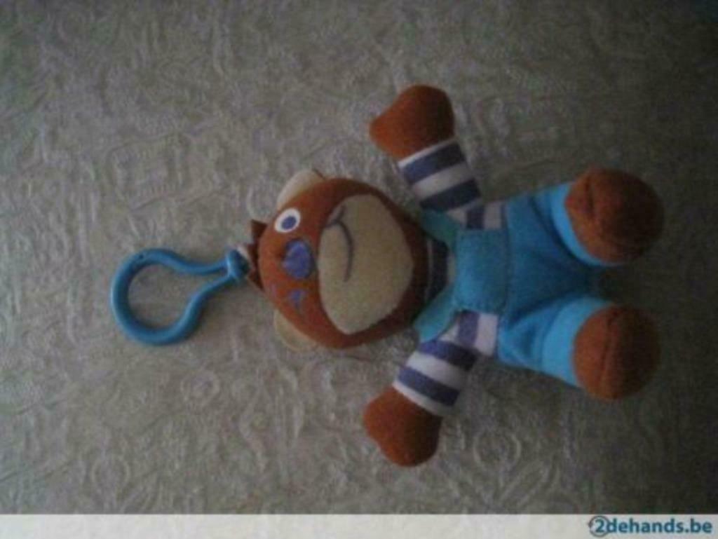 Joli porte-clés / pendentif parc ou baby-sitter / mini câlin, Enlèvement ou Envoi, Comme neuf, Garçon ou Fille