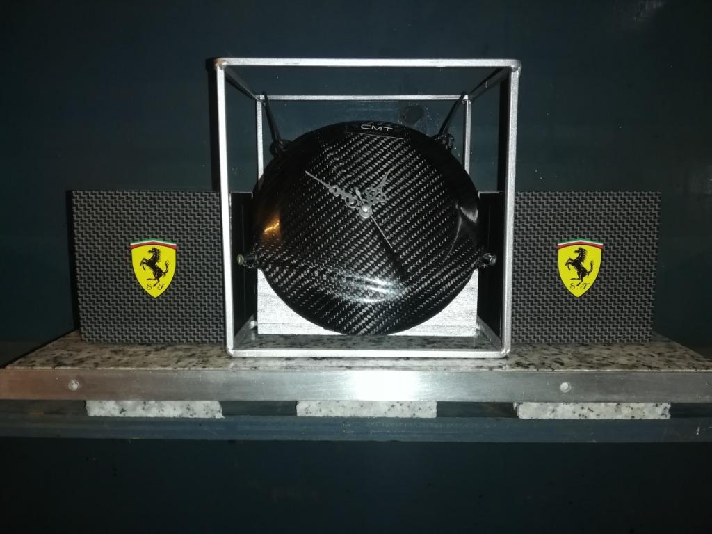 FERRARI KLOK MARMEREN VOET, Ophalen of Verzenden, Zo goed als nieuw