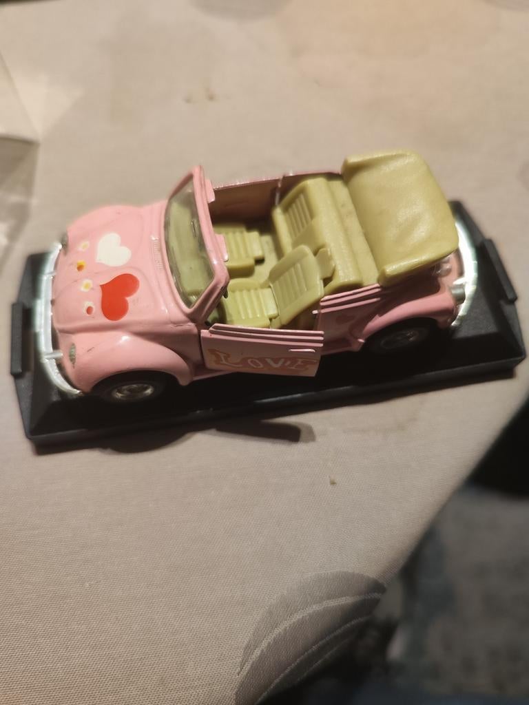 V W kever cabrio love rose 1:36 schaal, Autos, Particulier, Achat, Cabrio