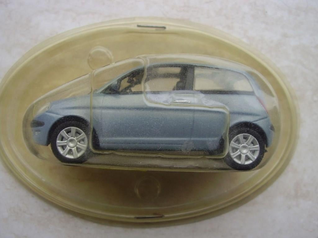 Lancia Ypsilon, Verzenden, Nieuw, Auto