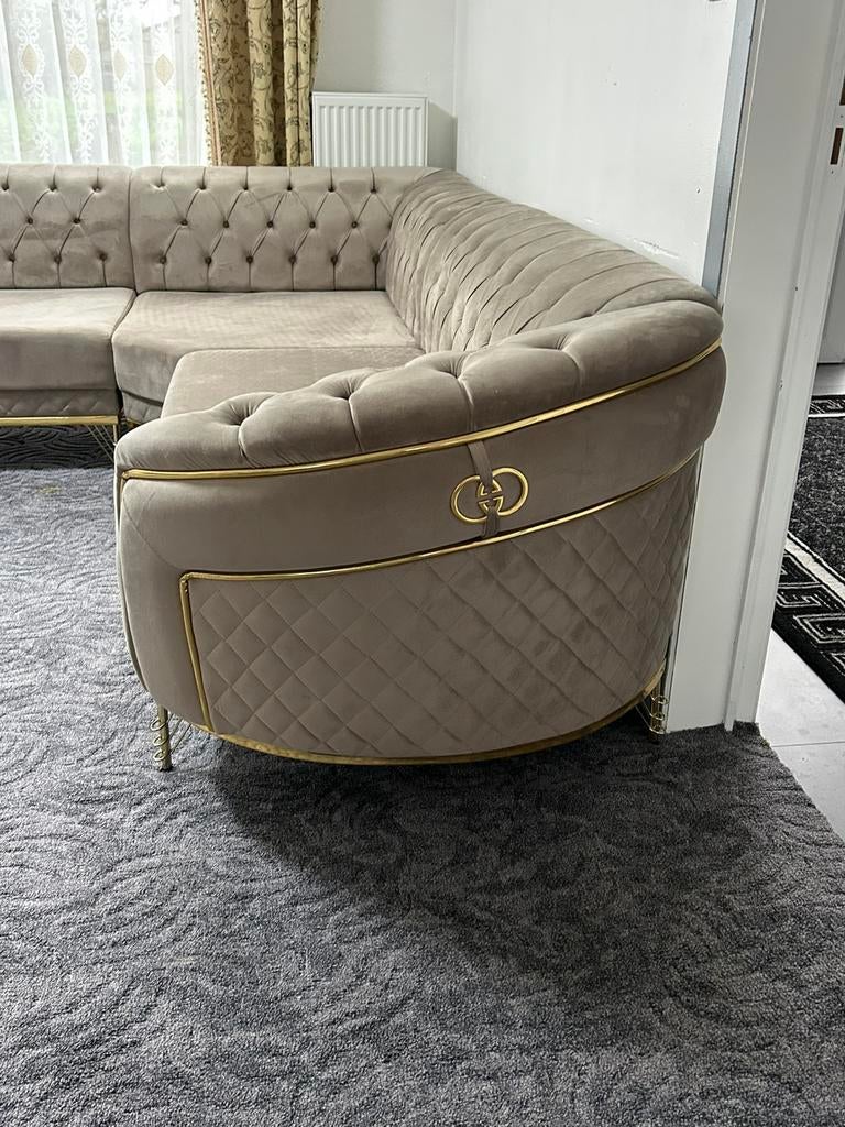 Hoekzetel (Gucci), Huis en Inrichting, Ophalen, Zo goed als nieuw