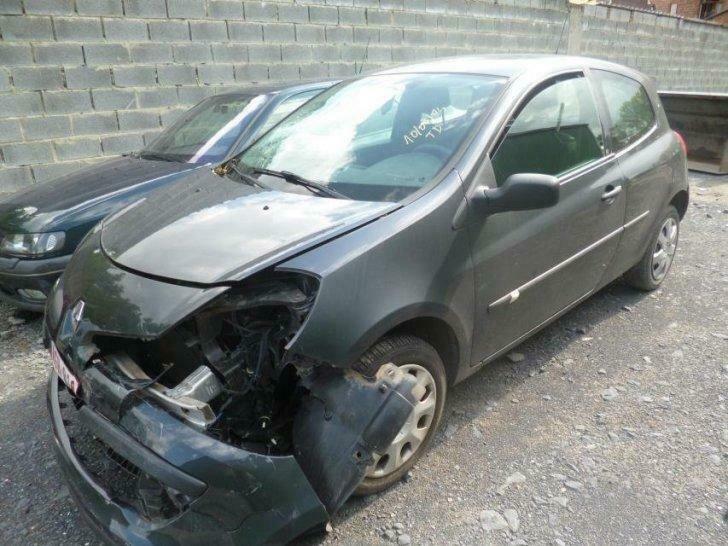 boite de  vitesses  renault  clio 3 1.2cc 48 kw  tyJH3 188, Enlèvement ou Envoi, Utilisé, Renault