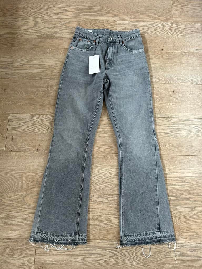 Flared jeans, Neuf, Gris, Zara, Autres tailles de jeans